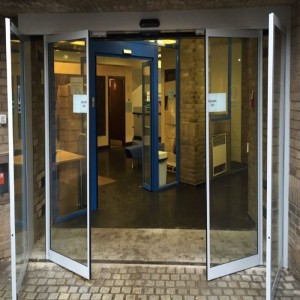 درب های اتوماتیک  Breakout Door System -BWB